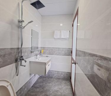 Cao Lanh Hotel | Khách sạn sen hồng 1