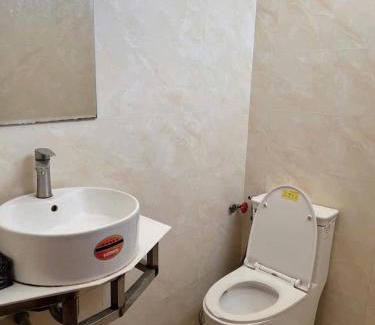 Binh Chanh Hotel | Khách sạn Tân Cửu Long