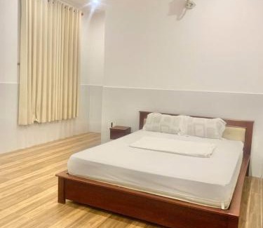 Binh Chanh Hotel | Khách sạn Tân Cửu Long