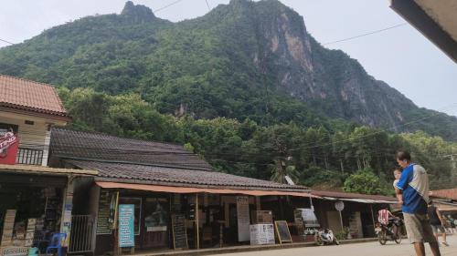 Nong Khiaw House | Khamphan Guesthouse