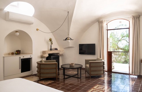 Ein Karem Hotel | KHAN EIN KAREM BOUTIQUE HOTEL