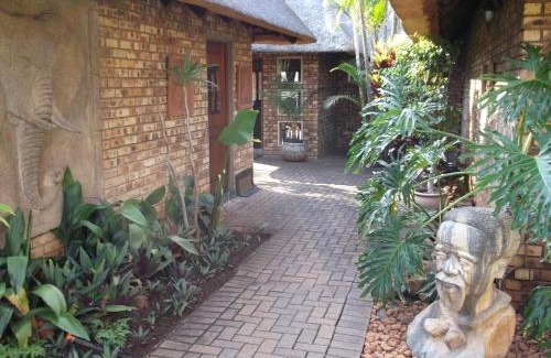Malelane Villa | Khandizwe Kruger Villa