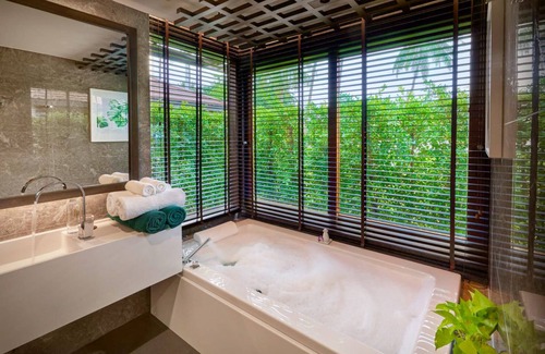 Khanom Hotel | Khanom Beach Resort & Spa