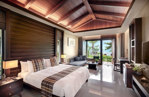 Khanom Hotel | Khanom Beach Resort & Spa