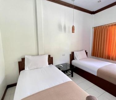 Singhanakhon Hotel | KHAO KIEOW Hotel โรงแรมเขาเขียว