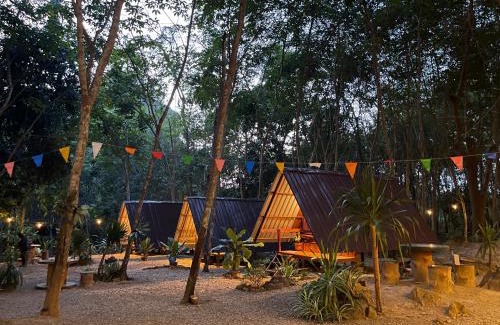 Ban Ta Khun House | Khao Phang Camping