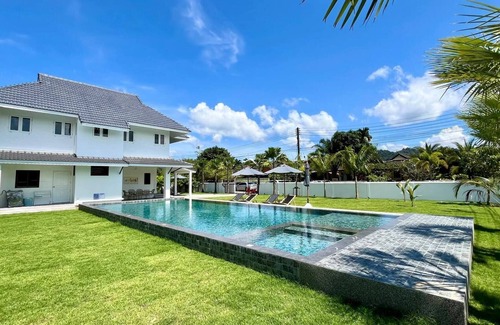 Khuekkhak Apartment | Khaolak Home - Large 16 Meters Lap Swimming Pool with 500Mbps private WIFI