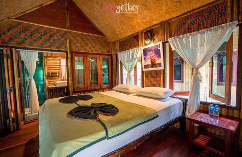 Ban Ta Khun Hotel | Khaosok Lake House At Ratchaprapa Dam