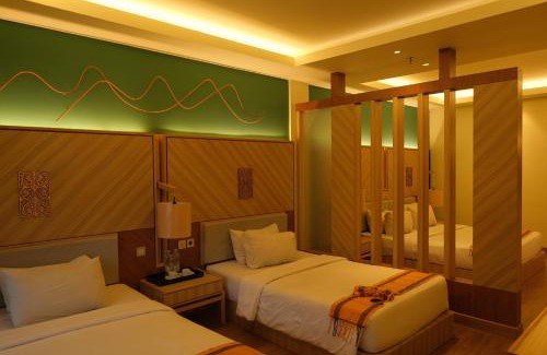 Parapat Hotel | Khas Parapat