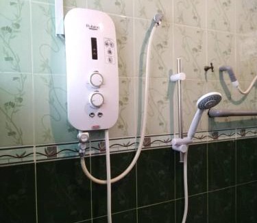 Kawasan Perindustrian Chendering House | Khattys stay