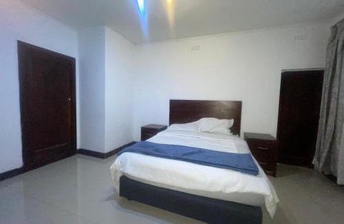 Muckleneuk House | Khaya Mnandi Leisure Suites
