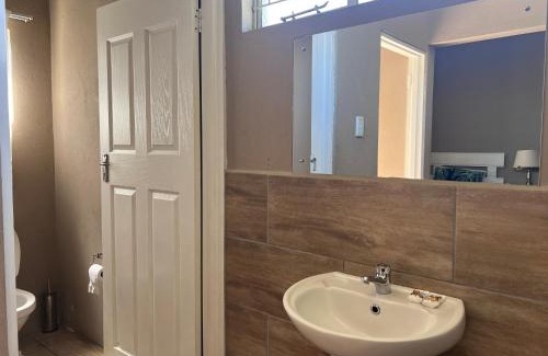 Dundee Bed & Breakfast | khaya4u Guesthouse