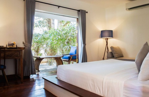 Kampot Hotel | Khla Lodge Double Room - with garden view