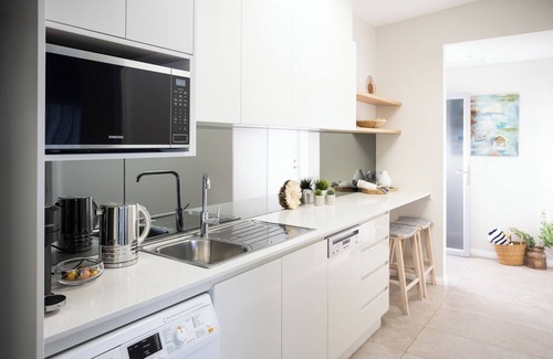 South Coast Apartment | Kiama Water Views Couples Luxury Waterfront Sea Views Retreatn