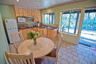 Tathra Resort | Kianinny Bush Cottages