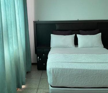 Mahikeng House | Kiara Luxury Accommodation