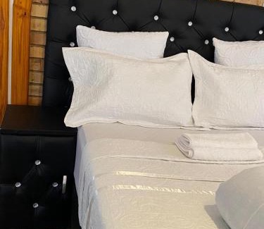 Mahikeng House | Kiara Luxury Accommodation