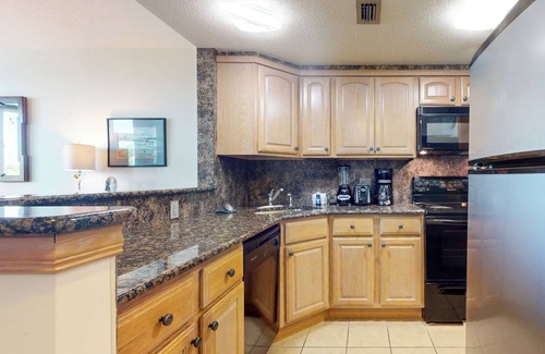 West Beach Village Villa | Kiawah Exclusives | 2476 Shipwatch Oceanfront