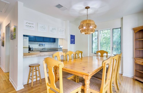 West Beach Village House | Kiawah Island Vacation Rental: Walk to Beach!