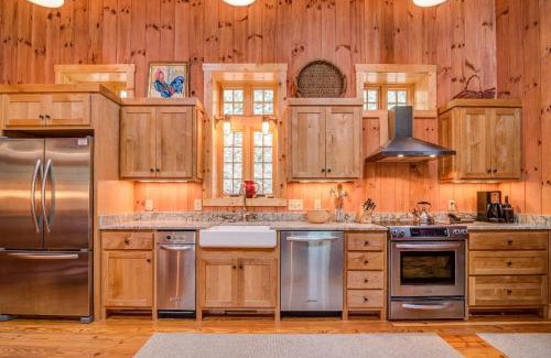 Old Fort House | Kibbin Private, Luxury Stone Cottage by Creek