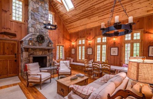 Old Fort House | Kibbin Private, Luxury Stone Cottage by Creek