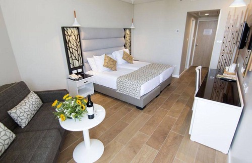 Lavi Hotel | Kibbutz Lavi Hotel