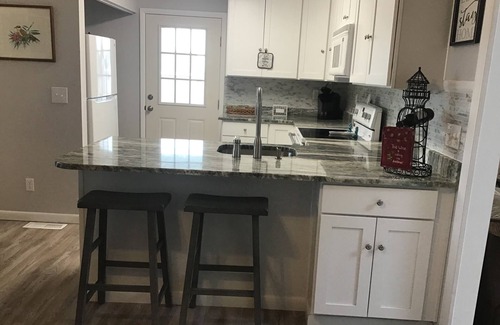 Captain's Cove House | Kick back and relax at “Knot Stressed” in total comfort.