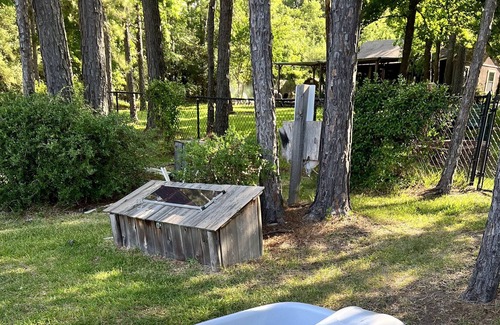 Trinity Cabin | Kick back, relax, chill out and enjoy the lakeside lifestyle!
