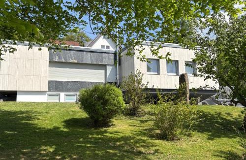 Adenau Apartment | KickEns