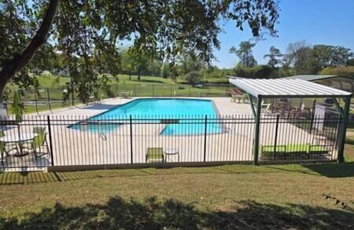 Quitman House | Kickin' BASS at Lake Fork