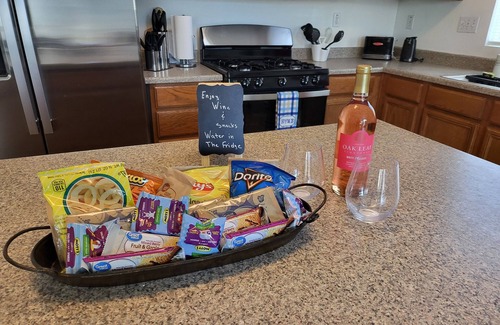 Victorville House | Kid Friendly Comfy Get Away