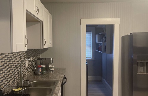 Springfield Apartment | Kid friendly neighborhood! Everyone is welcomed in this cozy apartment home!