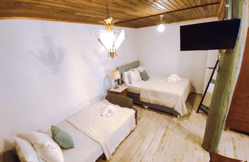 Ayvalik City Center House | Kidoni Macaron Guesthouse