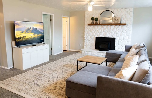Orem House | Kids Parks Nearby, Game Room, King Bed