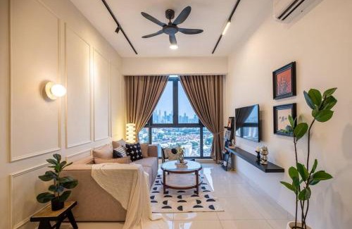 Kuarters Kampung Pandan Apartment | KidsVille Shamelin Star KLCC View Infinity Pool