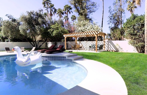 Buenavante House | KIERLAND KNOCKOUT - 5 BR WITH BACKYARD OASIS
