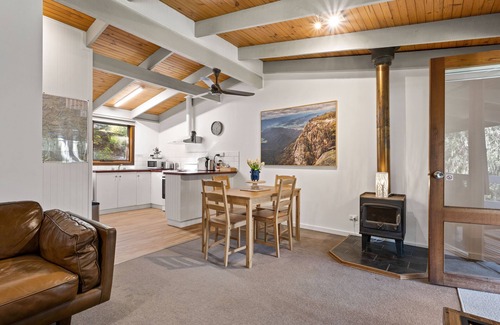 Tawonga South Cottage | Kiewa Country Cottages