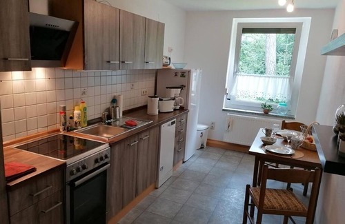 Schneeberg House | KiEZ Am Filzteich - holiday home, shower and bath, toilet, non-smoker