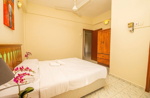 Kampung Meraga Beris House | Kijal Permai Apartment