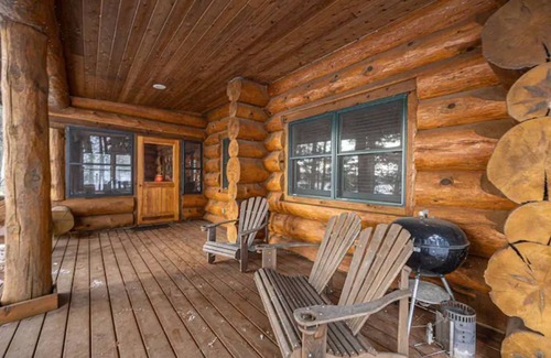 Longville House | Kijinob Longville