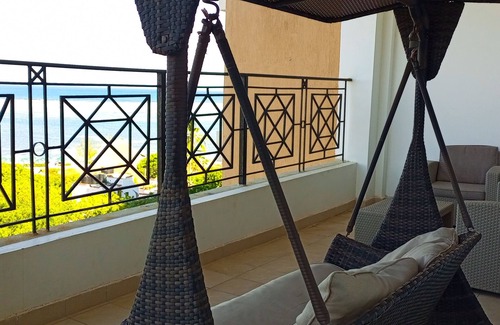 Gede House | KIKAMBALA TOWNHOUSE BEACHFRONT & SEA VIEW