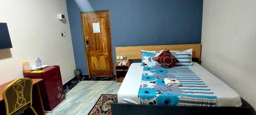 Volta Region Hotel | Kikis Court Resort