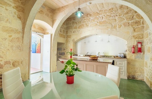 Xaghra Villa | Kikka - Xaghra Holiday Home