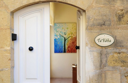 Xaghra Villa | Kikka - Xaghra Holiday Home
