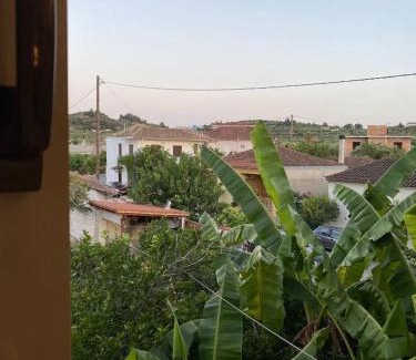 Nea Koroni Apartment | Kikkos Village House