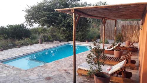 Buseruka Hotel | Kikonko Lodge