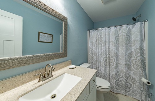 Harbinger House | KIL9105 Butler Cabin. Pets OK, Golf Resort, Community Pool & Fitness
