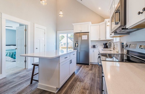 Harbinger House | KIL9110 Kilmarlic Faldo Cottage. Golf Resort, Community Pool & Fitness