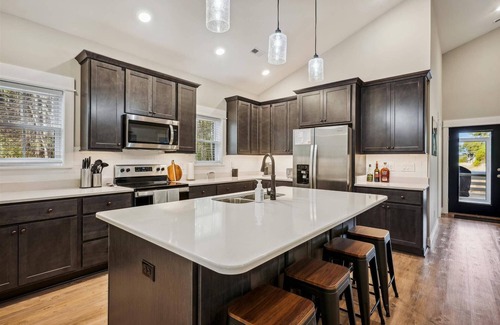 Harbinger House | KIL9254 The Turn at Kilmarlic. Kilmarlic Golf Club Home on 10th Tee! Partial Stays!