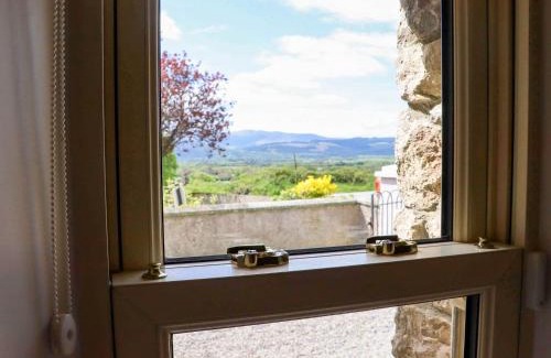 South Tipperary House | Kilcash Castle Cottage